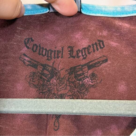 Cowgirl Legend, Graphic Embellished Blue and Brown Raglan Blouse. Size Large. - Picture 5 of 6